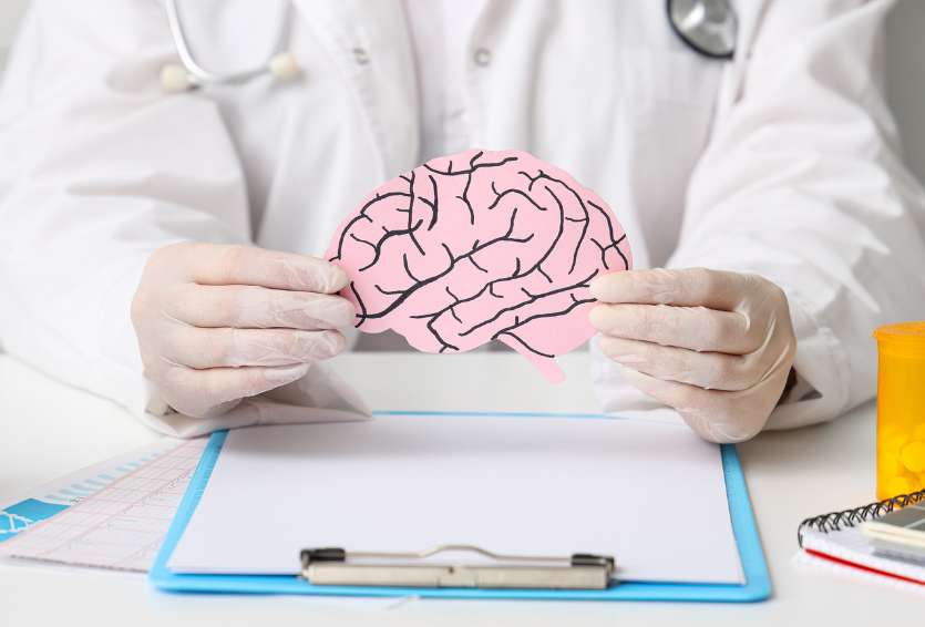 What Determines a Good Candidate for Minimally Invasive Microforaminotomy?